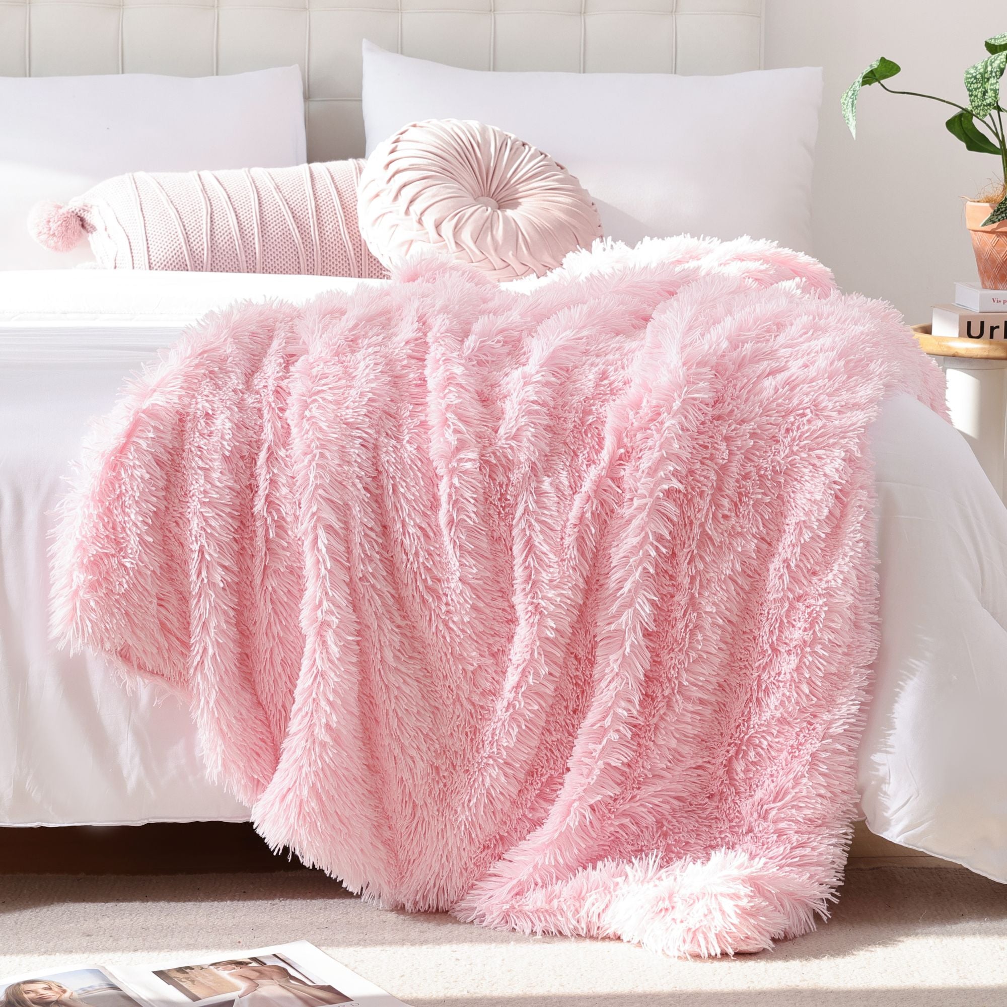 Faux Fur Blanket - Pink