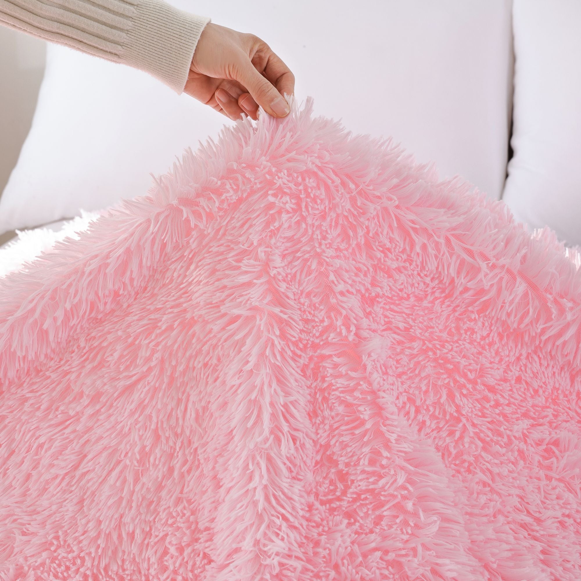 Faux Fur Blanket - Pink