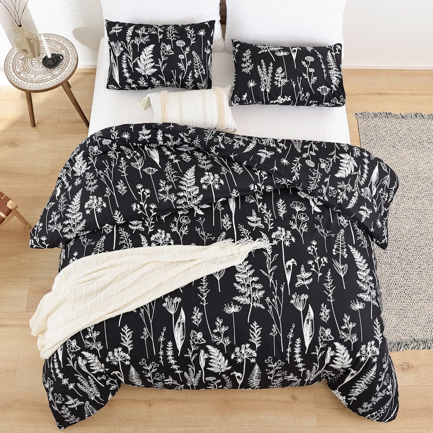 Flower Comforter Set - Black