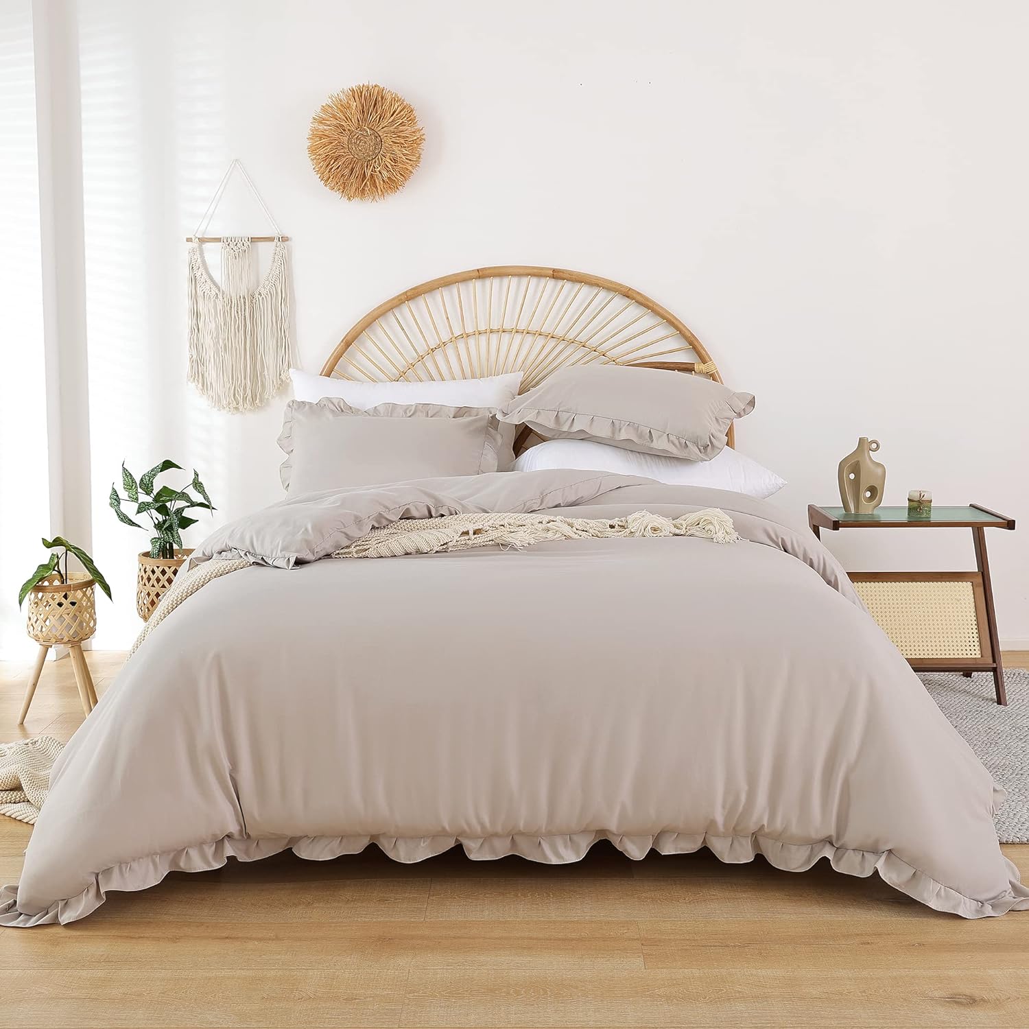 Ruffled Comforter Set - Oatmeal