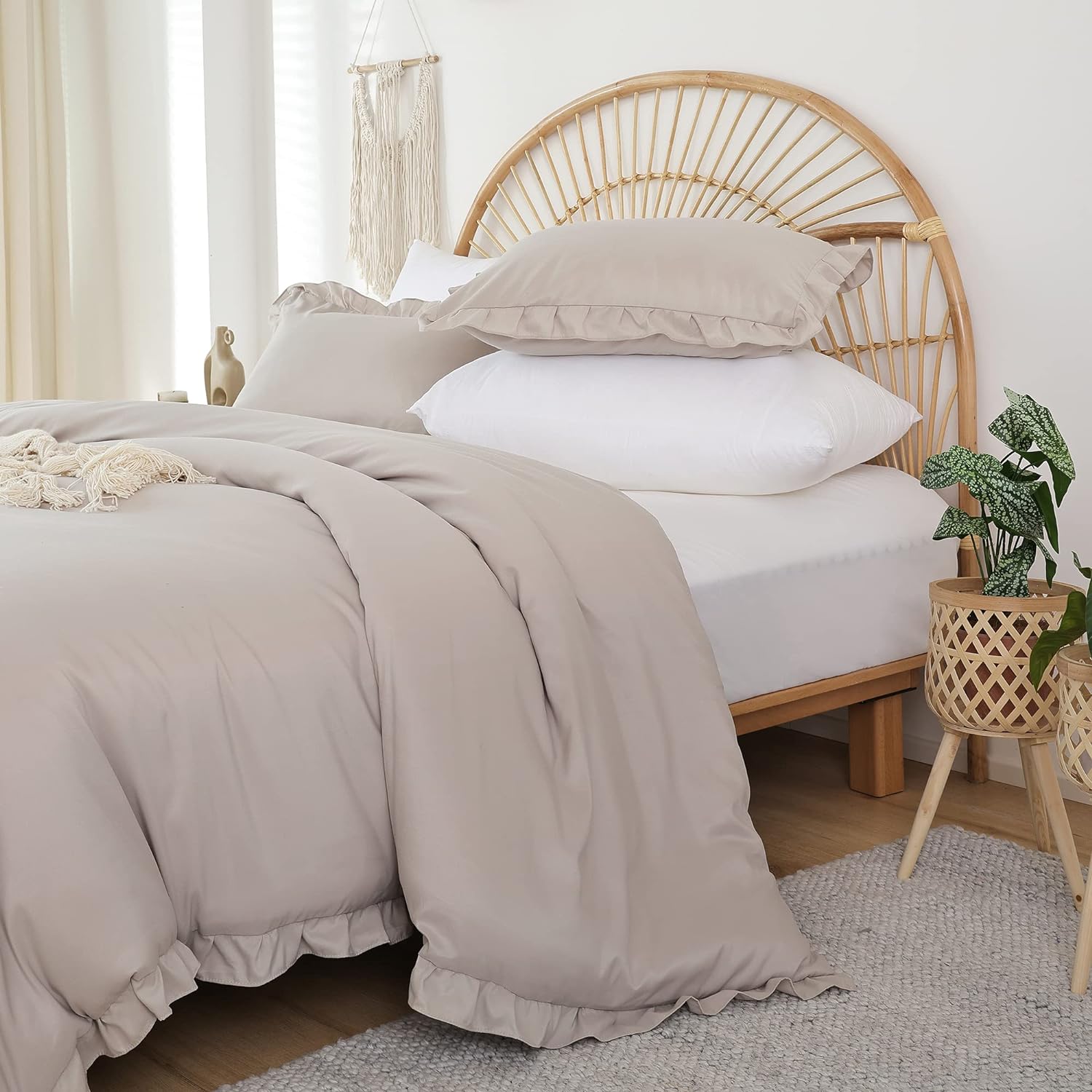 Ruffled Comforter Set - Oatmeal